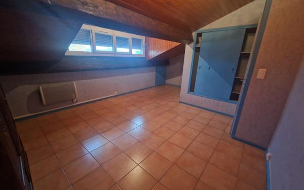 Maison à louer    6 pièces •  Floirac