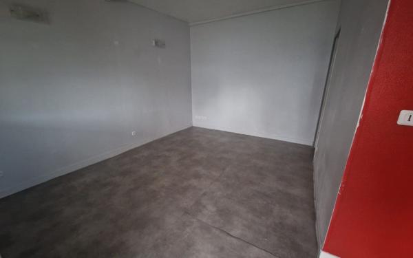 Maison à louer    6 pièces •  Floirac