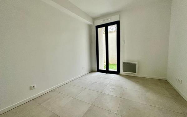 Appartement à vendre    2 pièces • 32,96 m2 Étampes