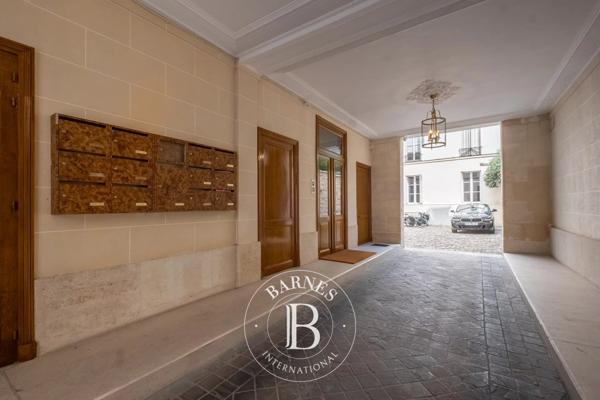 Paris 7ème, Appartement 2 Chambres -  113 m² à vendre