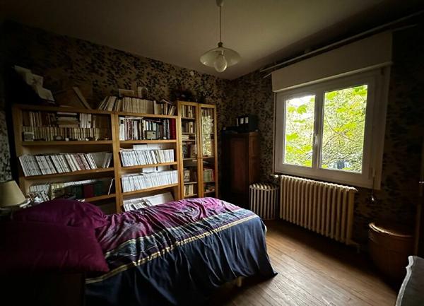 Maison à vendre    5 pièces •  Longages