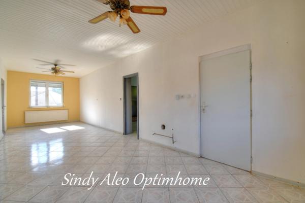 Algrange Appartement 5 pièces de 93 m² avec jardin, garage et dépendance