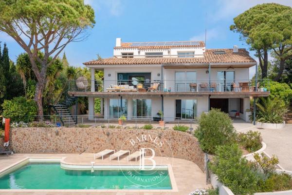 Carqueiranne, Maison 6 Chambres -  250 m² à vendre