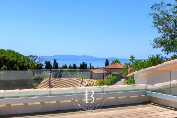 Le Lavandou, Maison  180 m² à vendre