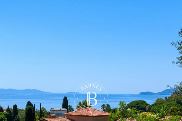 Le Lavandou, Maison  180 m² à vendre