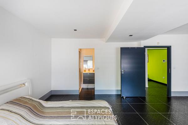 Maison cubique proche gare à Sannois