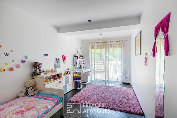 Maison cubique proche gare à Sannois