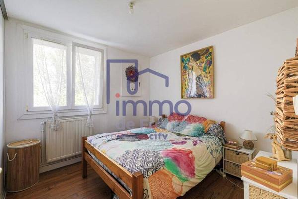 Appartement 4 pièces                                        - 38100 Grenoble Réf : 21708-IMMODEFRANCE69