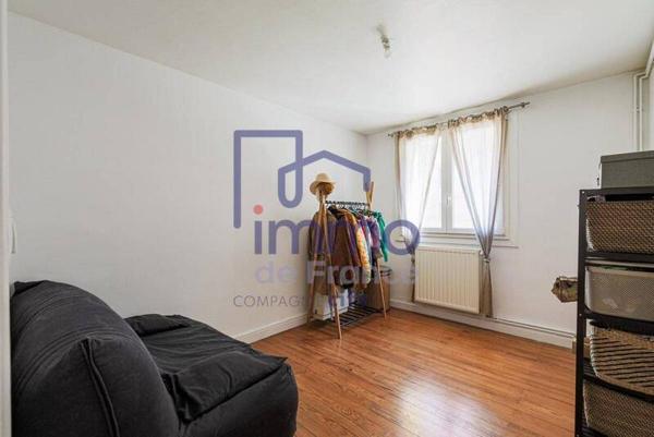 Appartement 4 pièces                                        - 38100 Grenoble Réf : 21708-IMMODEFRANCE69