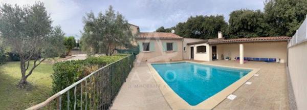 VILLA 145 M² 5 CHAMBRES TERRAIN 1500 M² PISCINE GARAGE
