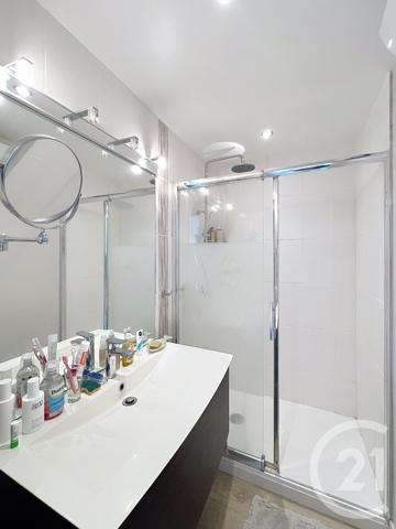 Appartement F3 à vendre  3 pièces - 60 m2 ST CLOUD - 92