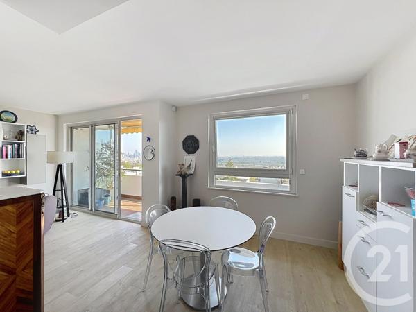 Appartement F3 à vendre  3 pièces - 60 m2 ST CLOUD - 92