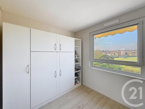 Appartement F3 à vendre  3 pièces - 60 m2 ST CLOUD - 92