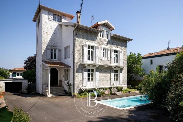 Bayonne, Maison 9 Chambres -  273 m² à vendre