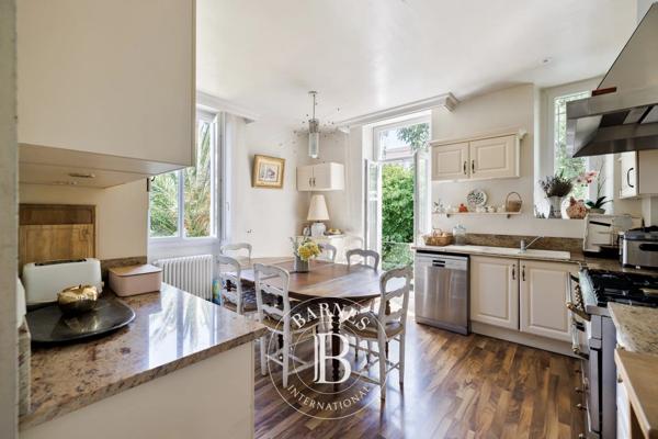 Bayonne, Maison 9 Chambres -  273 m² à vendre