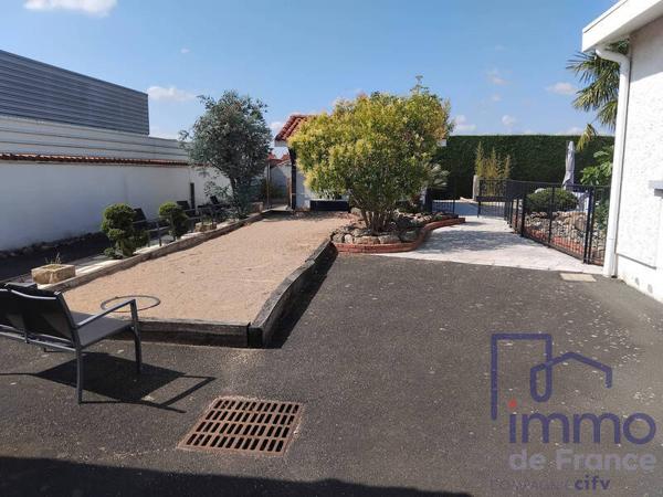 Maison 5 pièces                                        - 42340 Veauche Réf : 2901-CIFVFOREZVELAY