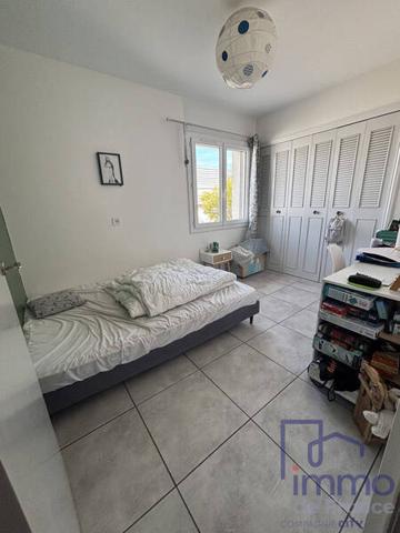 Maison 5 pièces                                        - 42340 Veauche Réf : 2901-CIFVFOREZVELAY