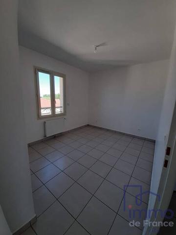 Appartement 4 pièces                                        - 42600 Montbrison Réf : 2655-CIFVFOREZVELAY