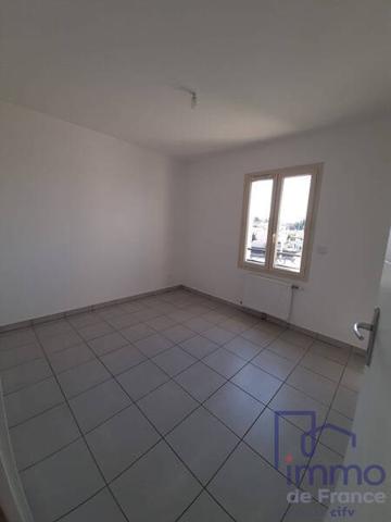 Appartement 4 pièces                                        - 42600 Montbrison Réf : 2655-CIFVFOREZVELAY
