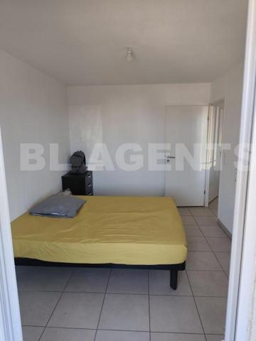 T2  de 34m2 meublé dans immeuble récent 13003 proche de La Joliette