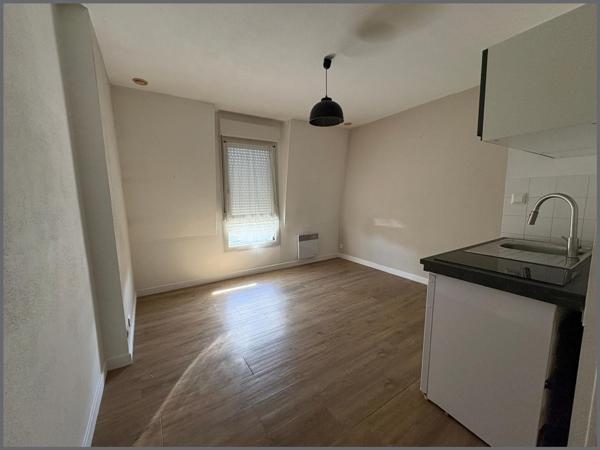 Studio lumineux et fonctionnel près du campus