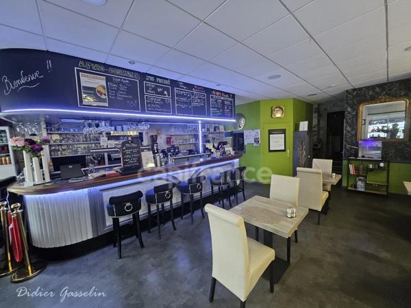 Fonds de commerce BAR - RESTAURANT à vendre LA FERTE BERNARD (72)