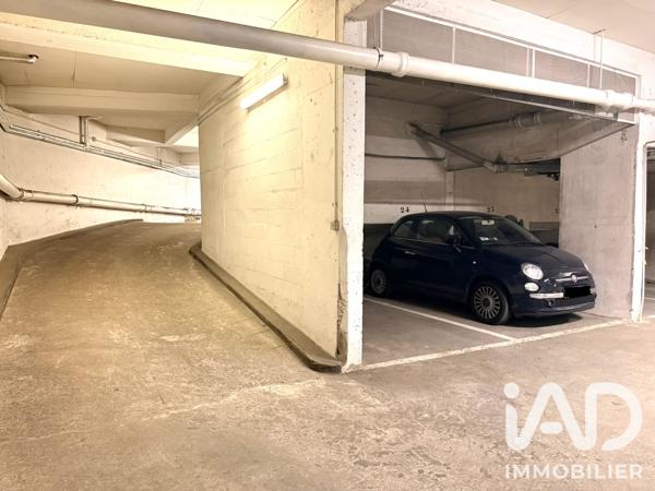 Parking à vendre 20 m² Paris 7
