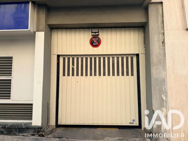 Parking à vendre 20 m² Paris 7