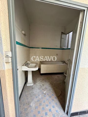 Vente Immeuble 1 pièce de 220m² - 83170 Brignoles