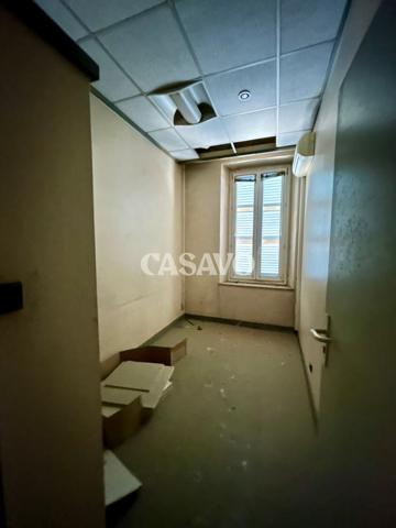 Vente Immeuble 1 pièce de 220m² - 83170 Brignoles