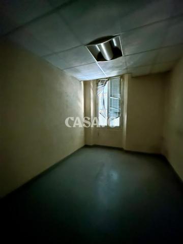 Vente Immeuble 1 pièce de 220m² - 83170 Brignoles