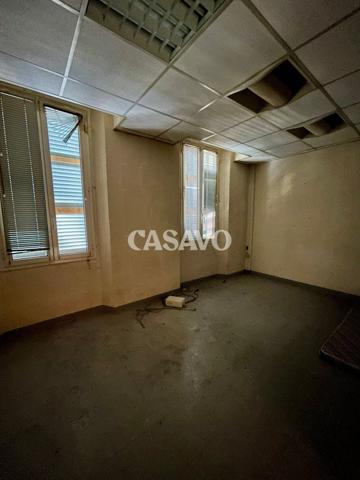 Vente Immeuble 1 pièce de 220m² - 83170 Brignoles