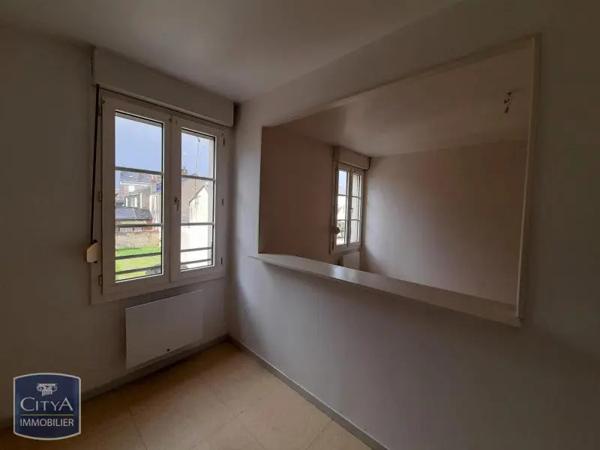 Appartement à louer 2 pièces 43.62m² Châteauroux (36000)