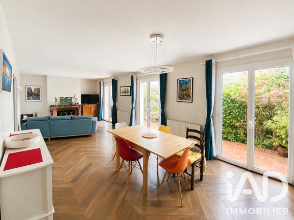 Maison à vendre 6 pièces 124,45 m² Viry-Châtillon