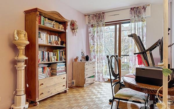 Appartement à vendre    4 pièces • 91 m2 Maisons-Alfort