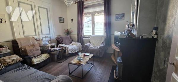 Maison à vendre à Condé-sur-l'Escaut .

Sur une parcelle de 284 m² avec une surface habitable...