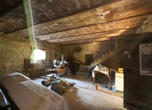 Maison à vendre    3 pièces •  Vallon-Pont-d'Arc