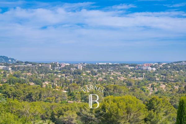 Mougins, Bastide 5 Chambres -  163 m² à vendre