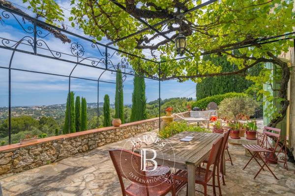 Mougins, Bastide 5 Chambres -  163 m² à vendre