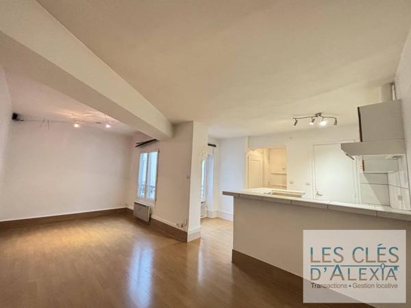 2 STUDIO VENDU EN 1 LOT