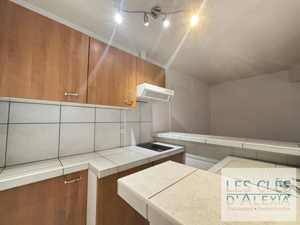 2 STUDIO VENDU EN 1 LOT