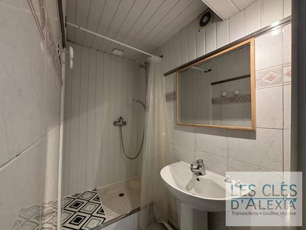 2 STUDIO VENDU EN 1 LOT