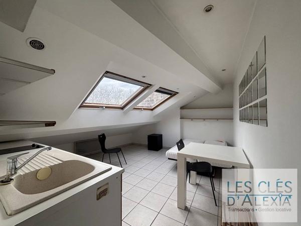 2 STUDIO VENDU EN 1 LOT