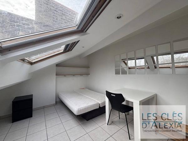 2 STUDIO VENDU EN 1 LOT