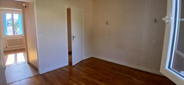 Maison T4 sur s/sol & garage à FIGEAC