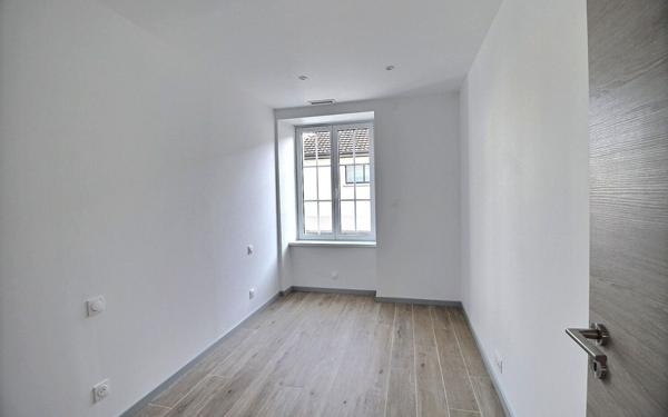 Appartement à louer    4 pièces • 71 m2 Neuf-Brisach