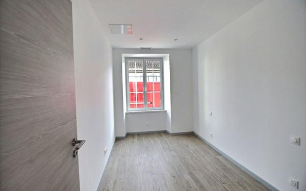 Appartement à louer    4 pièces • 71 m2 Neuf-Brisach