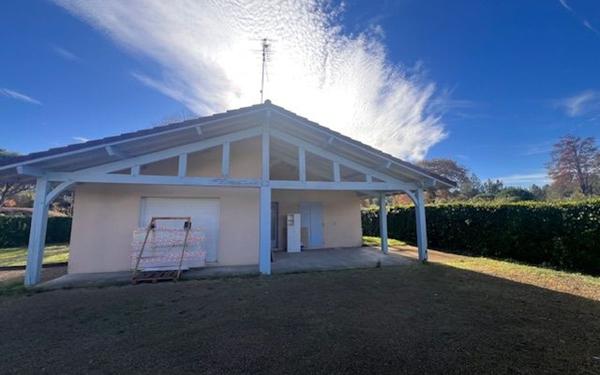 Maison à louer    4 pièces •  Saint-Martin-d'Oney