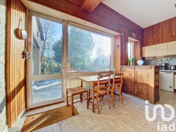 Maison de ville 11 pièces de 260 m² à Charleville-Mézières (08000)