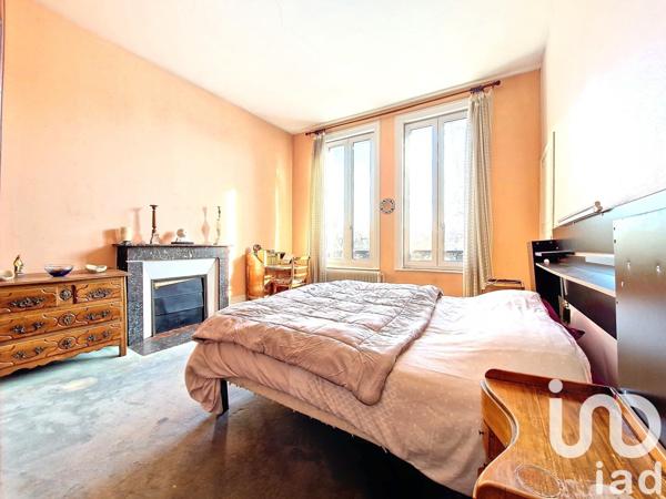 Maison de ville 11 pièces de 260 m² à Charleville-Mézières (08000)